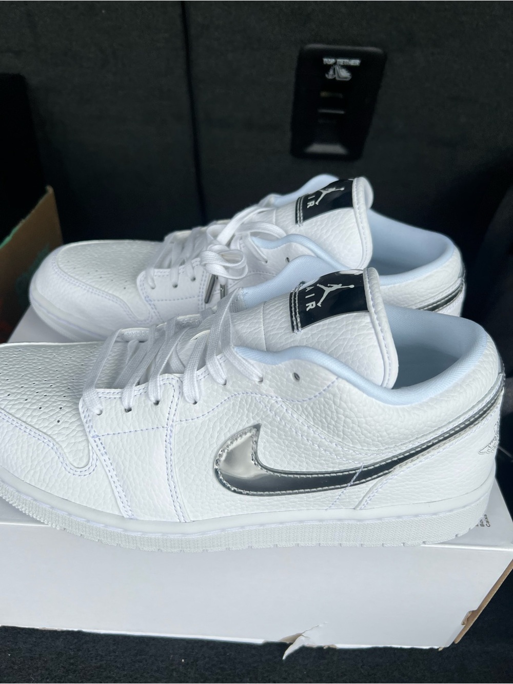 Nike Air Jordan 1 Low SE White Metallic Silver IQ9381-100 W Sz 11.5W/10M NIB!